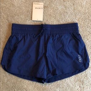 Lorna jane shorts